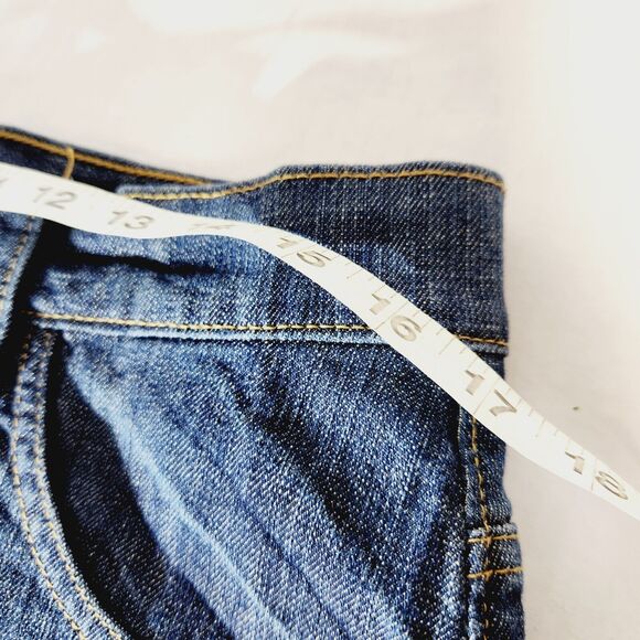 Disney Jean Denim Skirt Pirates of the Caribbean Womens Sz 10 Worlds End Graphic - Picture 8 of 9